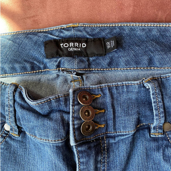 Torrid jeggings, Maritime wash, size 16R - Picture 3 of 5